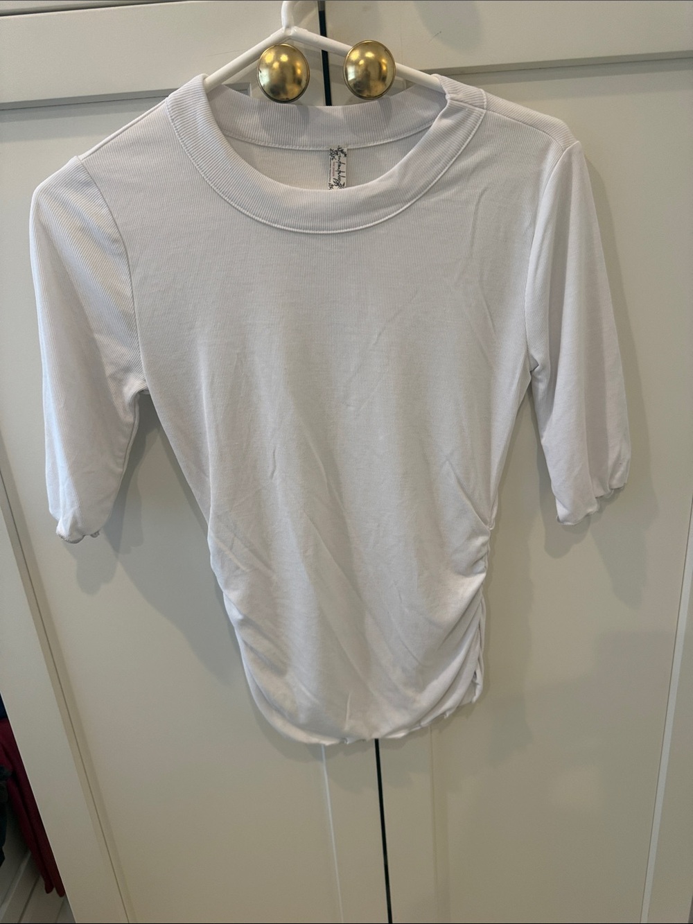 Free people White Women’s Short Sleeve Ruched Side Top